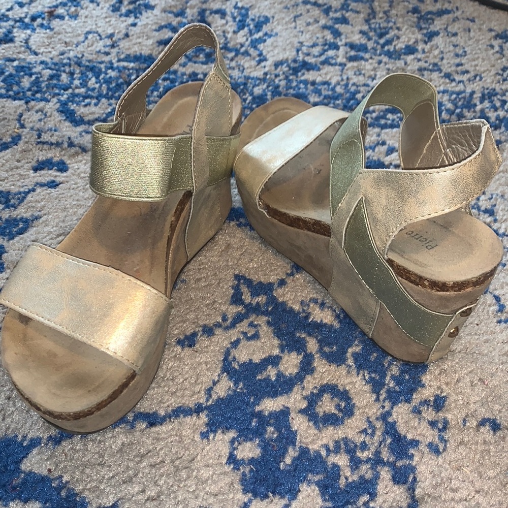🌟🌟the perfect summer wedge🌟🌟